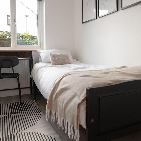 Dorset Stylish Apartment 浦耳 外观 照片